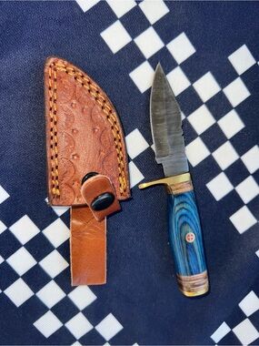 Damascus Handcrafted 6” Knife with Leather Sheath- New